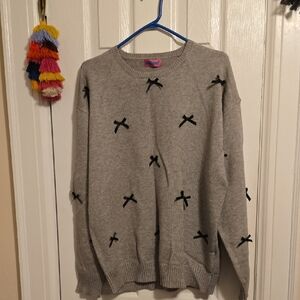 NWOT EDIKTED Gray Sweater with Black Bow Accents